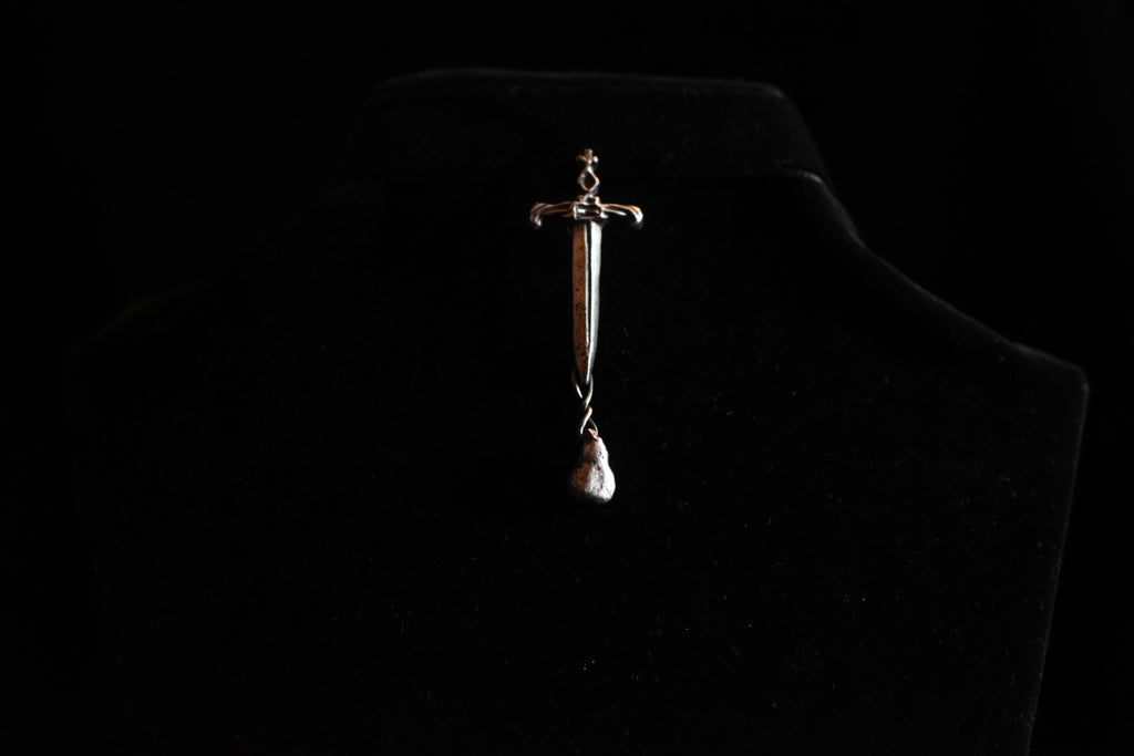 - COLLIER JOYEUSE - FERRUM FERO FERRO FEROR -