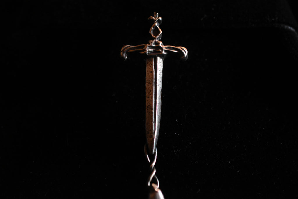 - COLLIER JOYEUSE - FERRUM FERO FERRO FEROR -